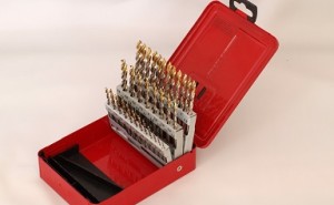 金型の組み立てを効率的に行う方法について
