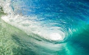 6基のスクリューでコントロールできる海洋調査船とは
